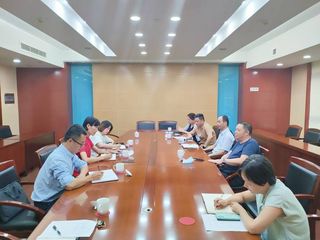 机械工程学院刘伟参加民建市委组织的汽车零部件制造企业座谈会