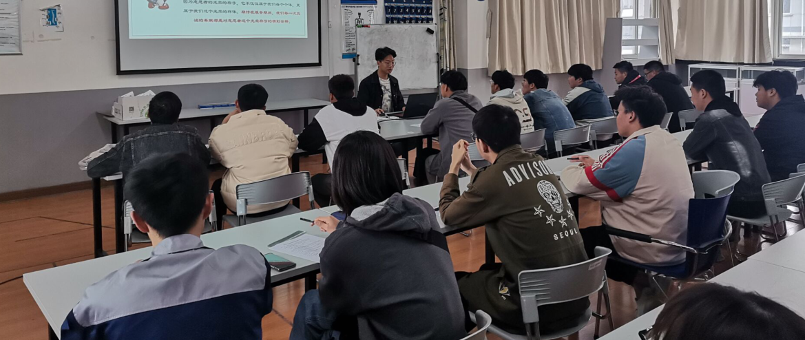 机械工程学院开展学生干部、宿舍长心理培训