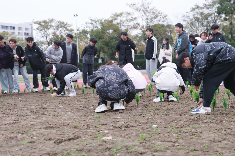 机械工程学院举办崇劳运动会
