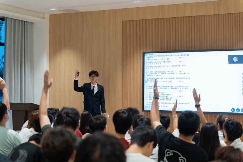 学习团纪，筑梦青春——机械工程学院开展主题团日活动