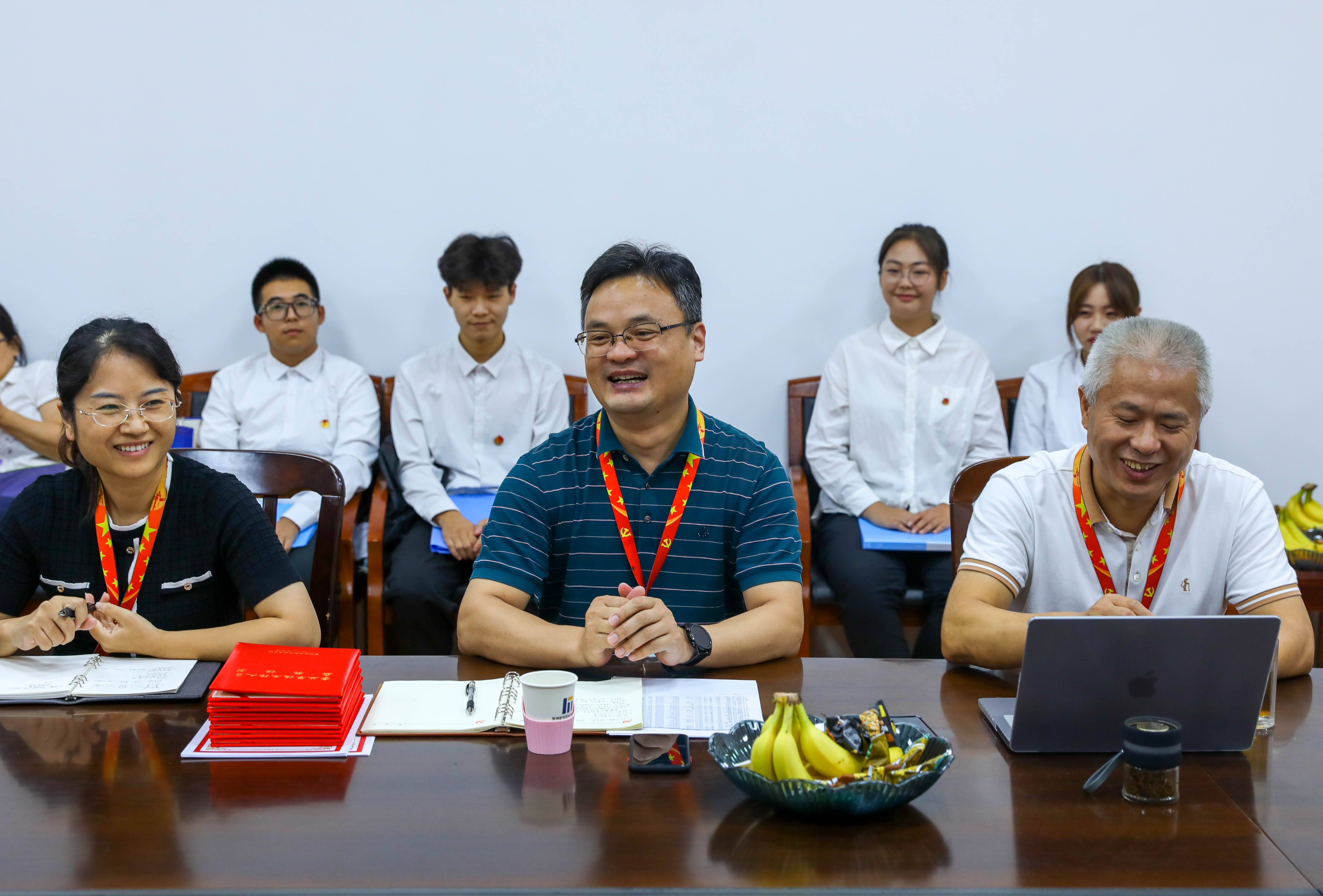 机械工程学院召开全体教师大会暨教师节座谈会