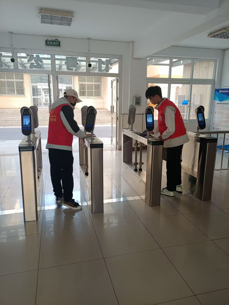 机械工程学院举办志愿服务活动——“今天我是宿管阿姨”