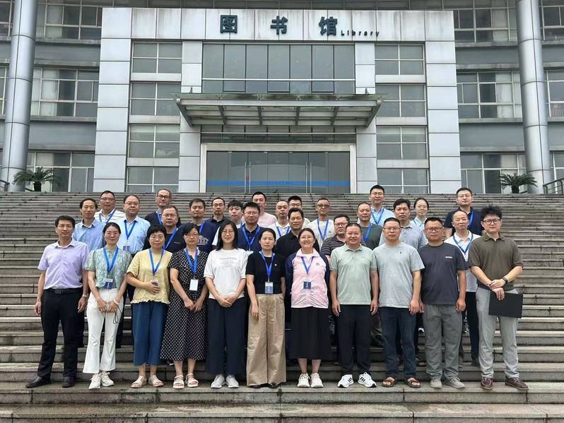 我院举办“双师型”教师团队协同提升培训（装备制造大类-平台）