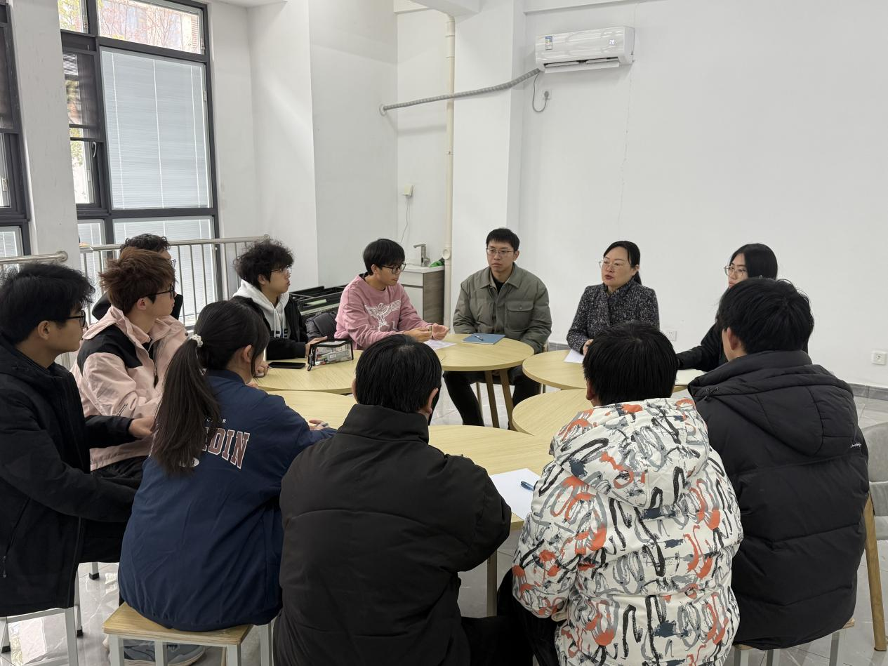 促“星”拓展 谈“心”赋能 ——机械工程学院溧阳基地机械之星座谈...